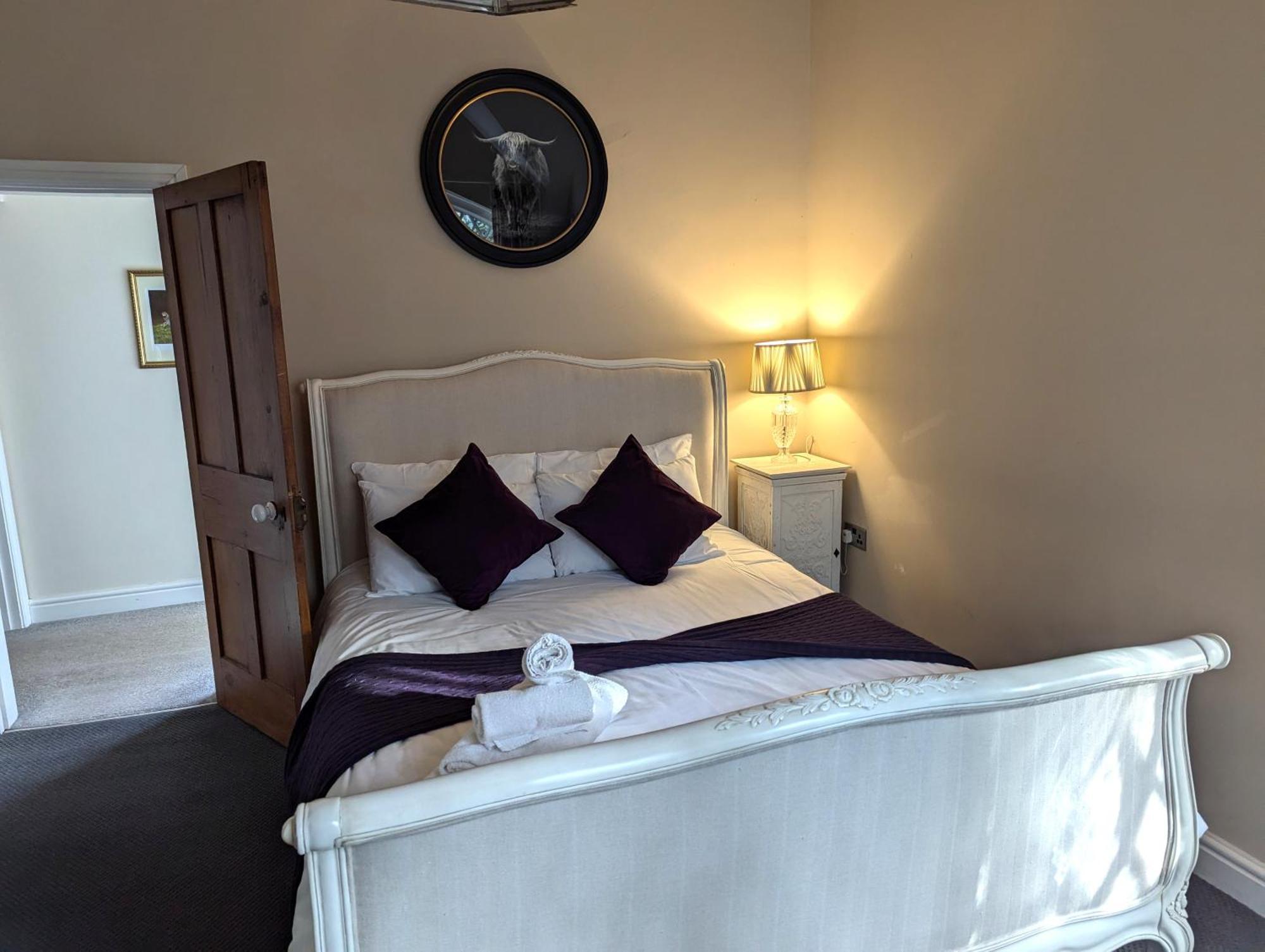 The Coach House Apartment At Cefn Tilla Court, อัสค์ ภายนอก รูปภาพ